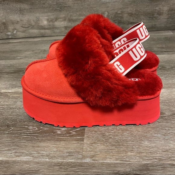 UGG Red Fluffy Platform Shoes - Picture 3 of 10